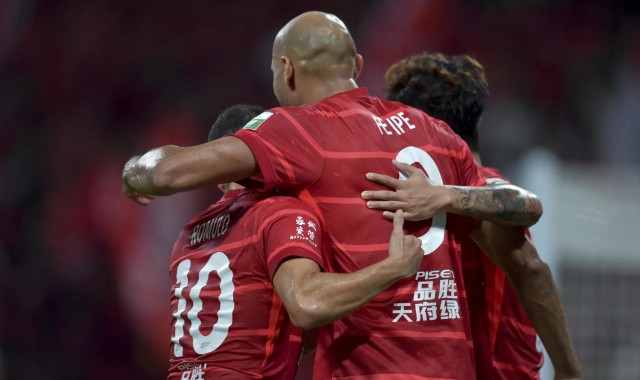 Baccarat Gaming-中超积分：蓉城登顶，申花、国安、海港全负&amp;amp;前四仍只差2分