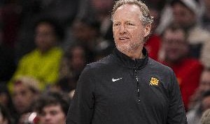 官方网站-布登：詹金斯被解雇让人震惊 他带队成绩能说明一切&amp;球队发展良好