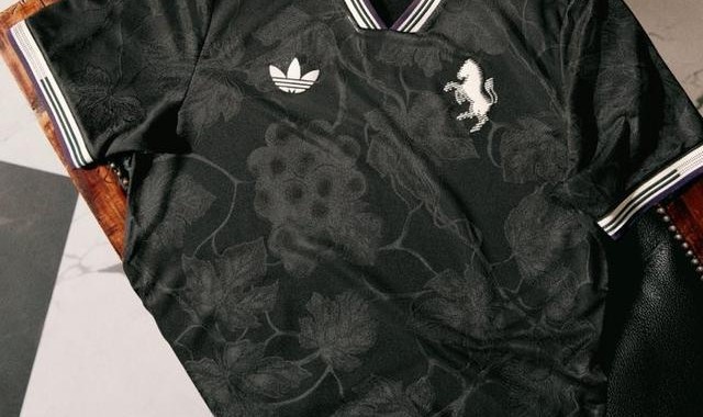 尤文发布新款二客球衣：黑色+深绿色设计，图案灵感源自葡萄