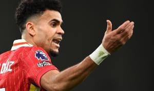 记者：拜仁决心签下迪亚斯，若报价达7500万欧很可能实现交易