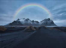 超三联赛社媒分享精彩瞬间：主教练不光已热身，还真上场了